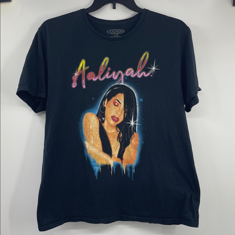 AALIYAH Airbrushed Printed Aaliyah T-Shirt Size Large